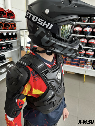 Мотозащита (черепаха с рукавами ACE BIKER XD4-96 цв. Черный р.L