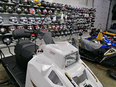 Стекло ветровое для снегохода STELS МОРОЗ УВЕЛИЧЕННОЕ высота 690 мм, толщина 3мм